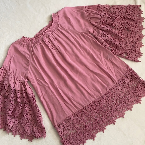 Colleen Lopez | A Bit of Romance Off-the-Shoulder Lace Crochet Tunic Top (PS) - Picture 1 of 16